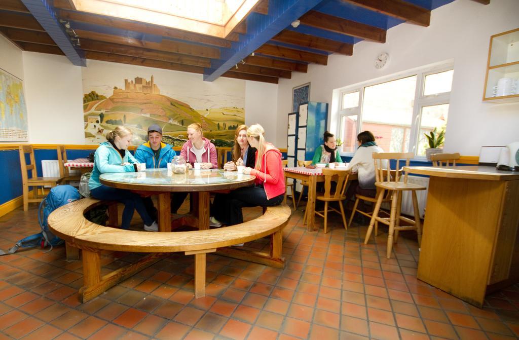 Cashel Holiday Hostel Exterior photo