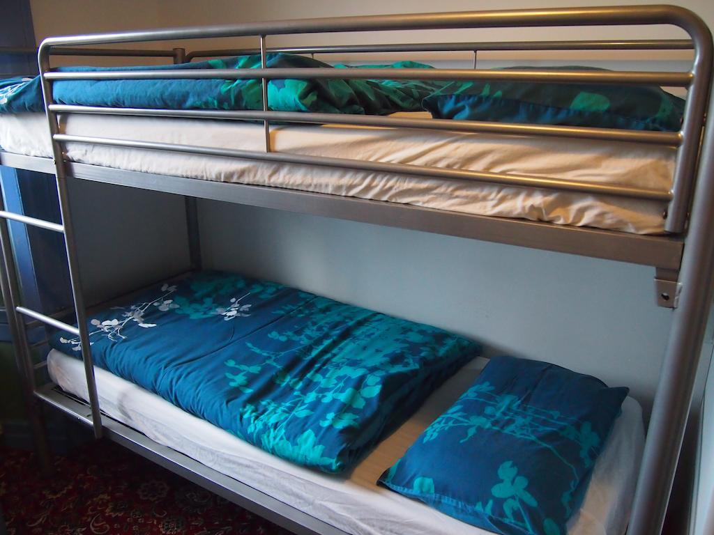 Cashel Holiday Hostel Room photo